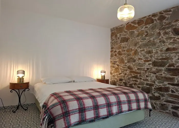 Casa Baa Miranda do Corvo